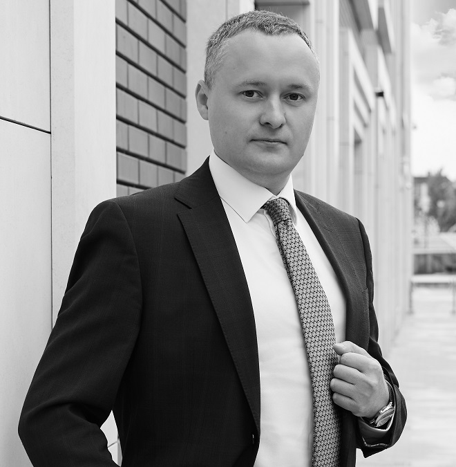 Антон Пустовалов